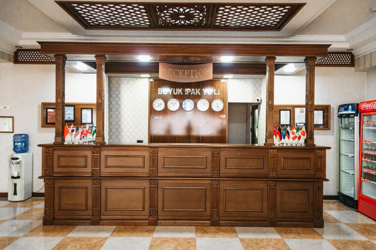 Buyuk Ipak Yo'Li Hotel Namangan 外观 照片