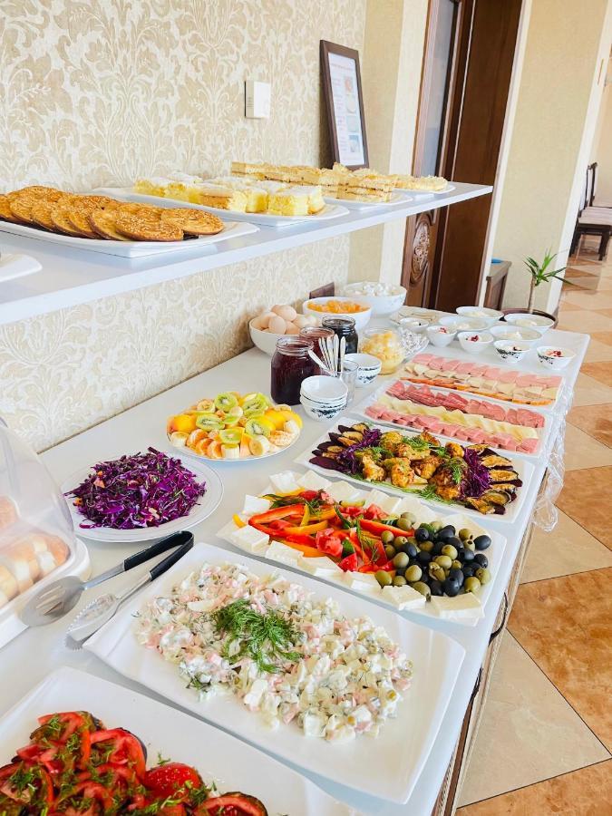 Buyuk Ipak Yo'Li Hotel Namangan 外观 照片