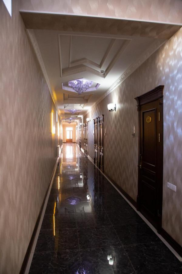 Buyuk Ipak Yo'Li Hotel Namangan 外观 照片