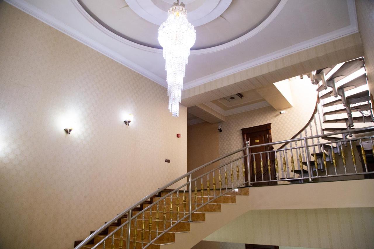 Buyuk Ipak Yo'Li Hotel Namangan 外观 照片