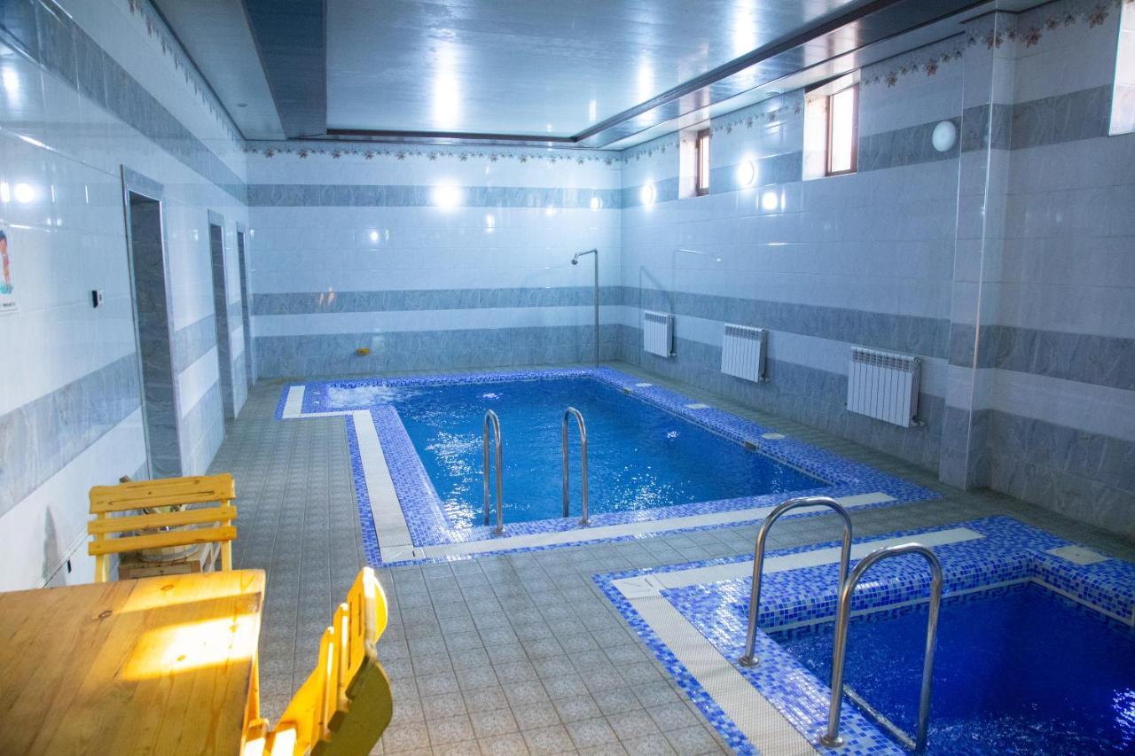 Buyuk Ipak Yo'Li Hotel Namangan 外观 照片