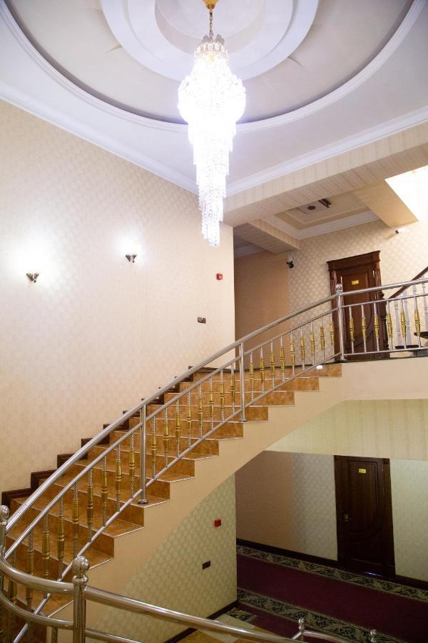 Buyuk Ipak Yo'Li Hotel Namangan 外观 照片